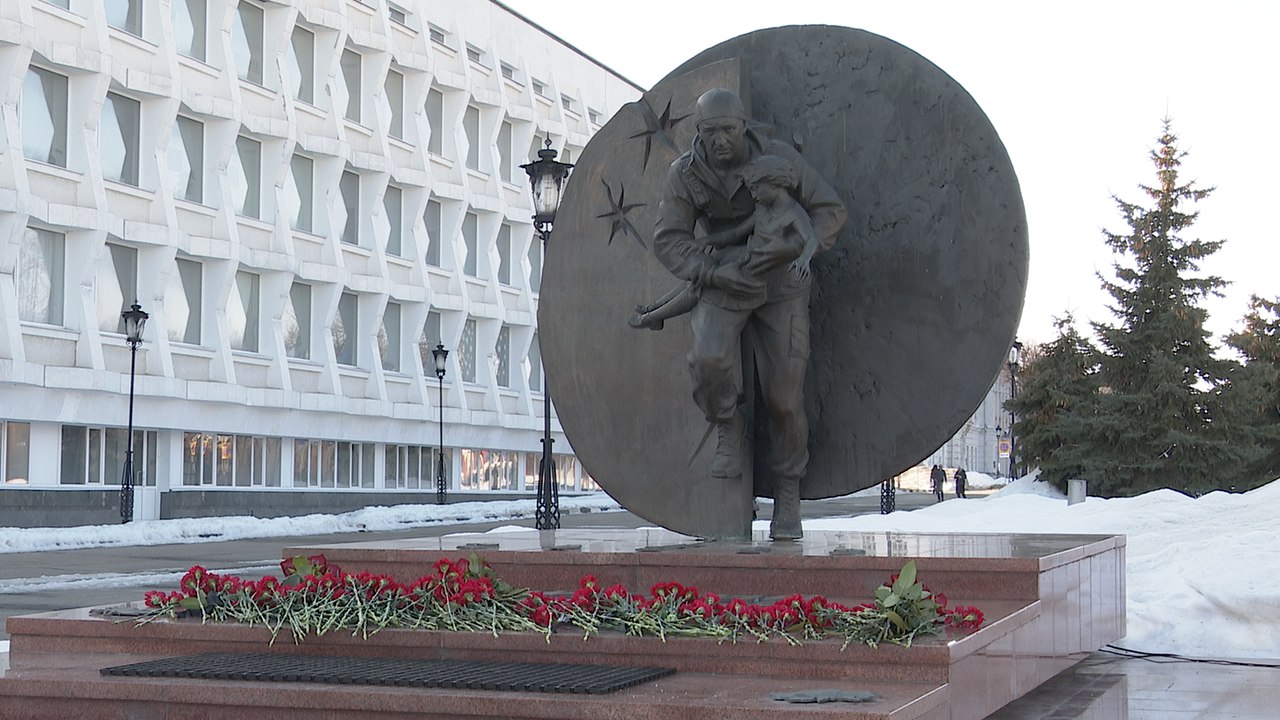 День Рождения Героя. Нашему земляку Дмитрию Разумовскому исполнилось бы сегодня 58 лет