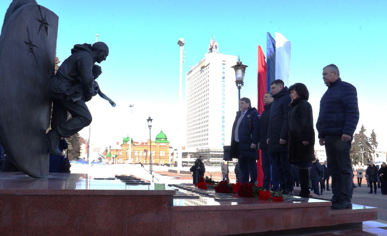 Ульяновцы почтили память Героя России Дмитрия Разумовского Ульяновцы почтили память Героя России Дмитрия Разумовского