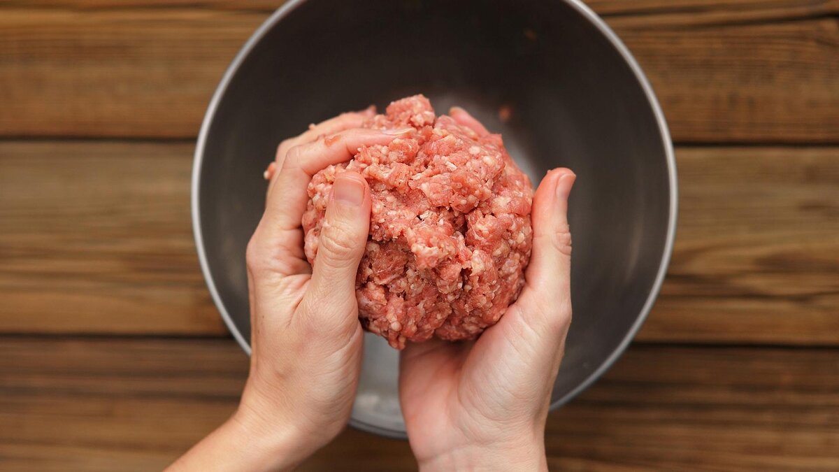 Как вкусно использовать оставшийся фарш: простой рецепт подливы