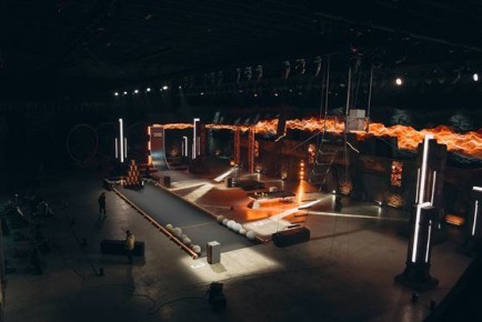 На телеканале ТНТ продолжается четвертый сезон мощного во всех смыслах проекта «Титаны»