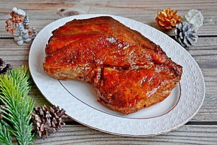 Как запечь свиную шейку в гранатовой глазури и удивить гостей на праздник