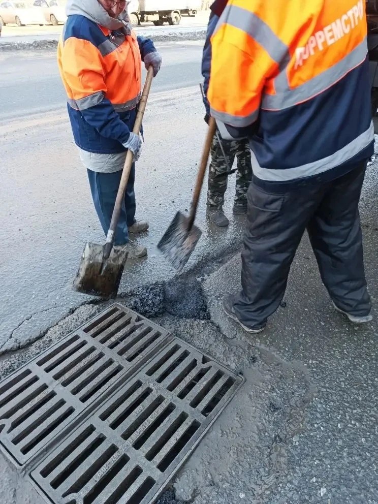 За сутки с улиц Ульяновска вывезли 35 самосвалов смёта За сутки с улиц Ульяновска вывезли 35 самосвалов смёта