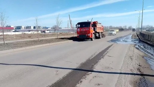 За сутки с улиц Ульяновска вывезли 35 самосвалов смёта