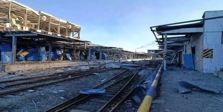 Новости к этому часу:. Число погибших при пожаре на предприятии «Нижнекамскнефтехим» выросло до двух, сообщили в пресс-службе компании «Сибур»