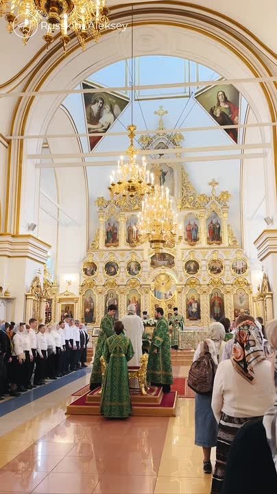 Алексей Русских: С Вербным воскресеньем, друзья! Благодати вам в этот день, душевной гармонии и радости