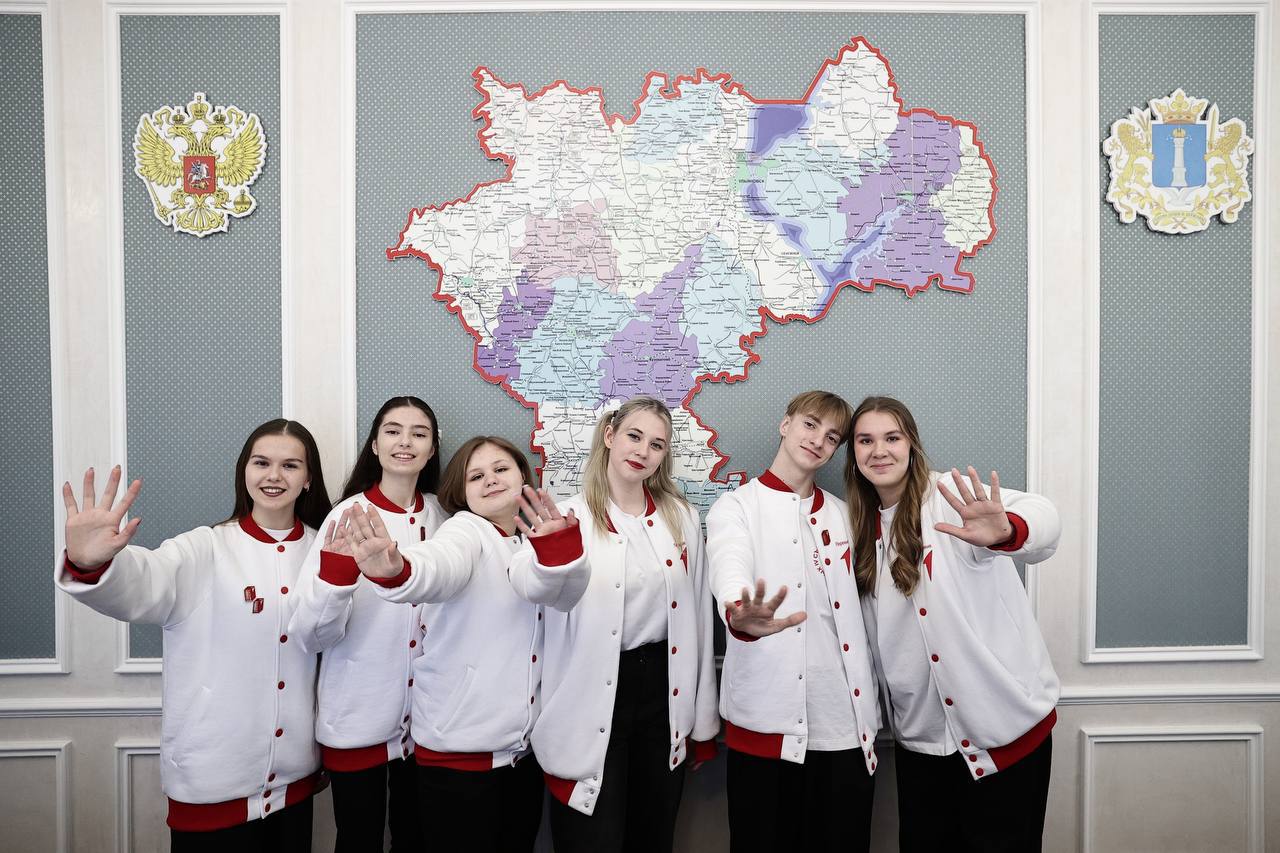 Алексей Русских: Больше образовательных, просветительских, культурных и спортивных событий в этом году для наших детей помогут реализовать гранты от «Движения первых» Алексей Русских: Больше образовательных, просветительских, культурных и спортивных событий в этом году для наших детей помогут реализовать гранты от «Движения первых»