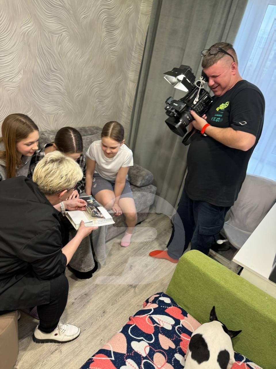 Продолжаем съемки новых выпусков программы «СВОя история» Продолжаем съемки новых выпусков программы «СВОя история»