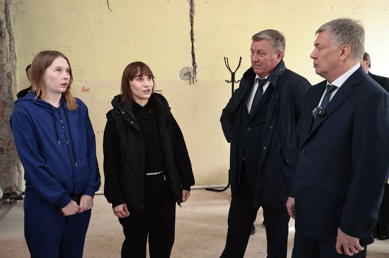 Алексей Русских: В детском саду №123 «Радужка» и школе №49 Ульяновска продолжаем капремонт