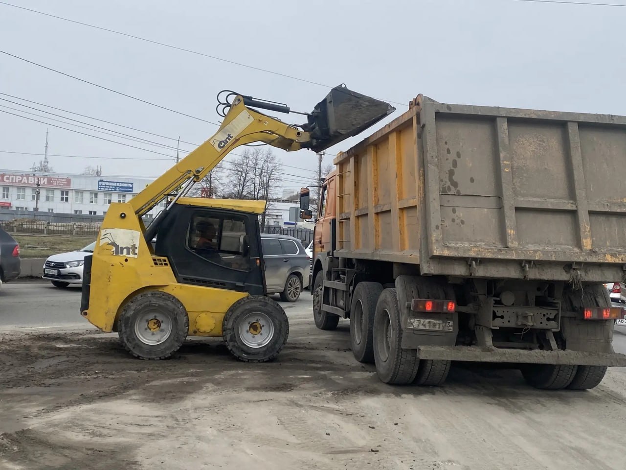 Ульяновские дорожники приступили к ремонту дорог струйно-инъекционным методом Ульяновские дорожники приступили к ремонту дорог струйно-инъекционным методом