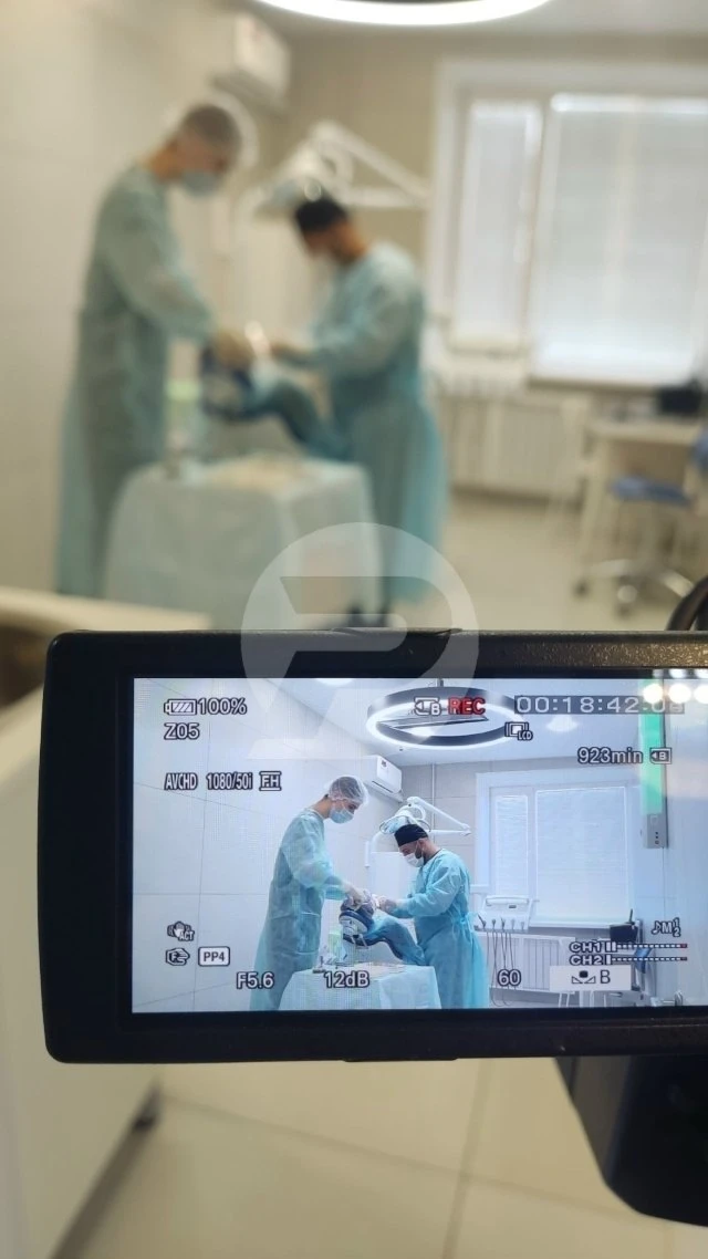 Телеканал Репортер 73 совместно с Медицинской Палатой Ульяновской области представляет новый выпуск программы «Будь здоров» — «Имплантация под ключ» Телеканал Репортер 73 совместно с Медицинской Палатой Ульяновской области представляет новый выпуск программы «Будь здоров» — «Имплантация под ключ»