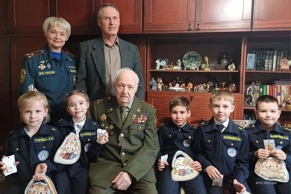 Юрию Рассадину — 89! Легенда пожарной охраны принимает поздравления