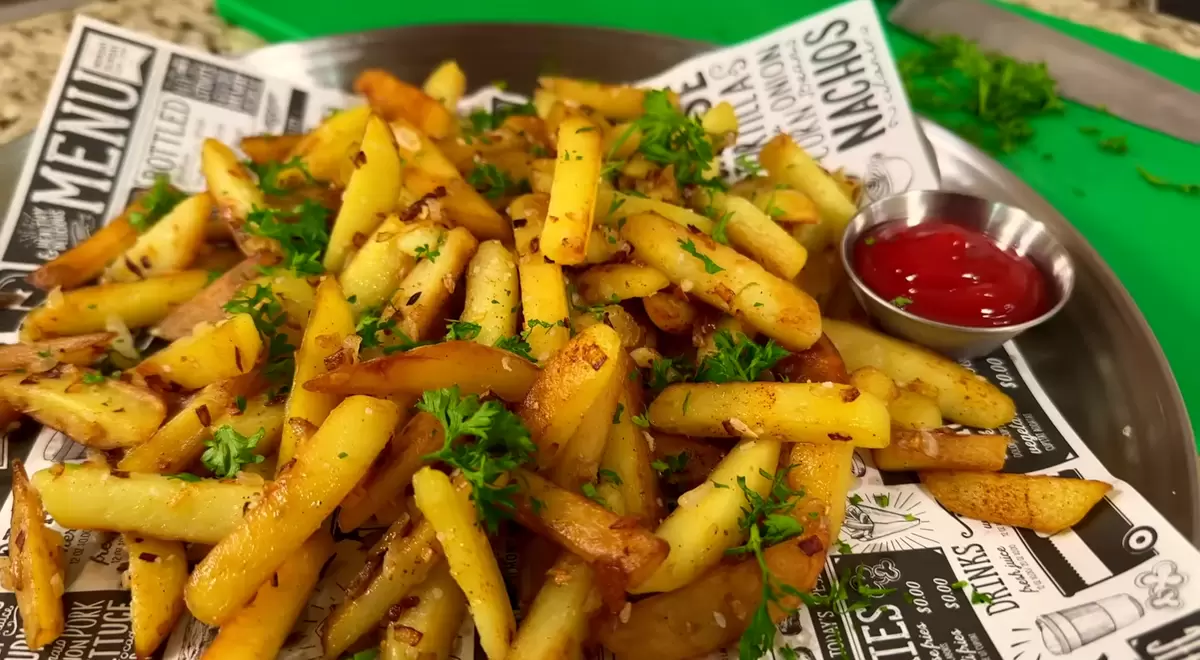Как приготовить идеальную жареную картошку: секреты от шефа