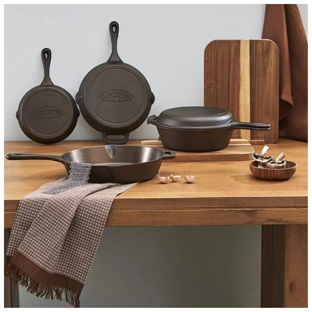 Как правильно прокалить чугунную сковороду: пошаговое руководство