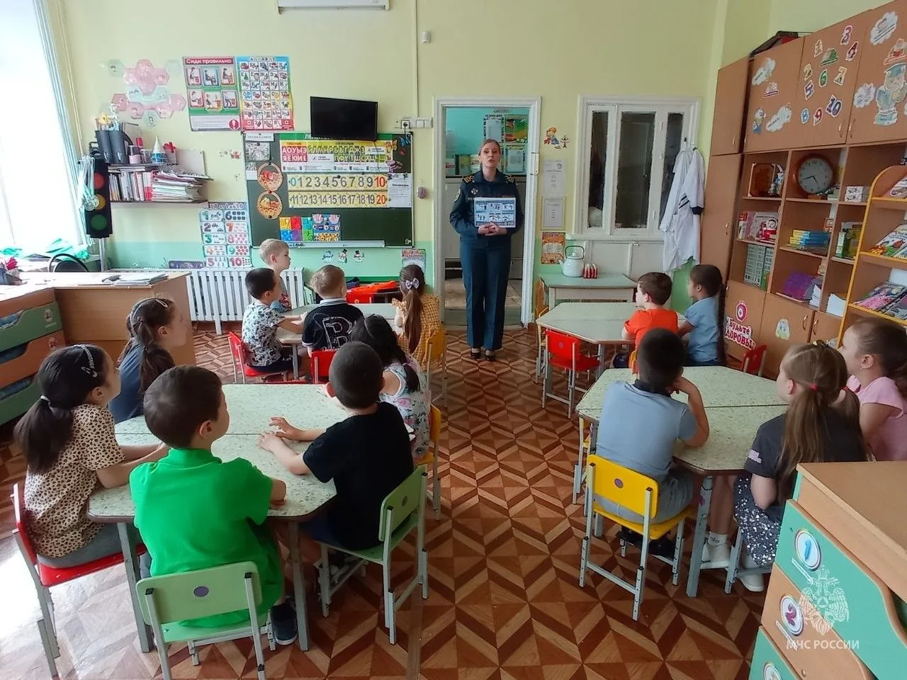 Предупрежден — спасен: сотрудники ГИМС провели беседу о рисках на водоемах в весенний период Предупрежден — спасен: сотрудники ГИМС провели беседу о рисках на водоемах в весенний период