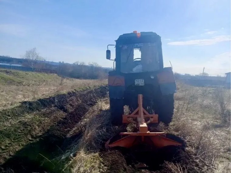 В Ульяновске за сутки потушили 4 ландшафтных пожара В Ульяновске за сутки потушили 4 ландшафтных пожара