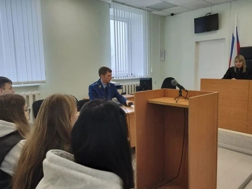 По результатам рассмотрения возбужденного прокурором Барышского района Ульяновской области дела об административном правонарушении по ч. 8 ст. 7.30.2 КоАП РФ (нарушение срока либо порядка оплаты отдельных этапов исполнения... По результатам рассмотрения возбужденного прокурором Барышского района Ульяновской области дела об административном правонарушении по ч. 8 ст. 7.30.2 КоАП РФ (нарушение срока либо порядка оплаты отдельных этапов исполнения...