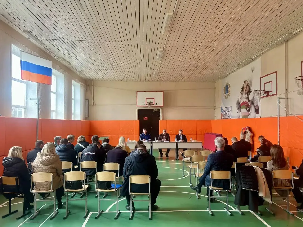 Прокурор Железнодорожного района г. Ульяновска Александр Нагорный принял участие в совещании по вопросам обеспечения земельными участками многодетных семей Прокурор Железнодорожного района г. Ульяновска Александр Нагорный принял участие в совещании по вопросам обеспечения земельными участками многодетных семей