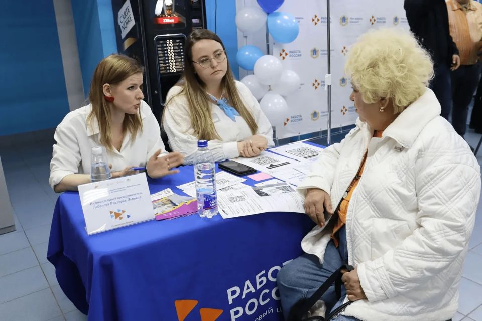 ����� 400 ������� �������� ����������� � ������ �� ����������� ������� ���������������