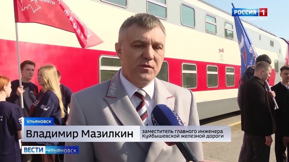 В России стартовала юбилейная акция «Огонь памяти»! В ходе нее лампы с частицами Вечного Огня с Могилы Неизвестного Солдата передадут в российские регионы и другие государства