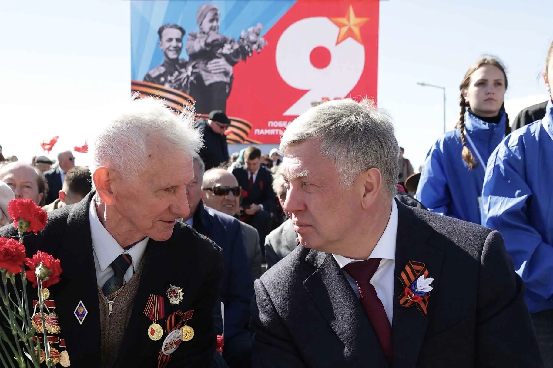 Алексей Русских: В честь 81-ой годовщины Победы в Великой Отечественной войне торжественным маршем прошли войска Ульяновского территориального гарнизона Алексей Русских: В честь 81-ой годовщины Победы в Великой Отечественной войне торжественным маршем прошли войска Ульяновского территориального гарнизона
