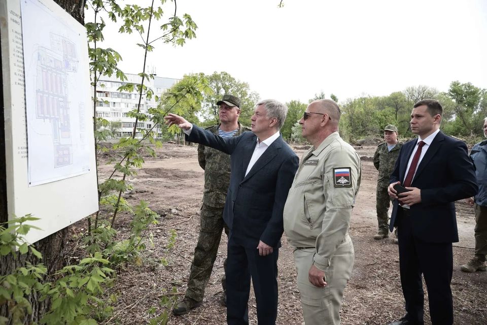 Алексей Русских: Благодаря поддержке Минобороны России в регионе приступили к развитию инфраструктуры для военнослужащих 104 гвардейской десантно-штурмовой дивизии ВДВ