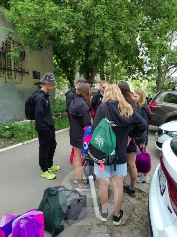 В путь на «Туриаду 2026»!. Команда из Ульяновской области отправилась в Саратовскую область, где пройдет спортивно-туристический лагерь В путь на «Туриаду 2026»!. Команда из Ульяновской области отправилась в Саратовскую область, где пройдет спортивно-туристический лагерь