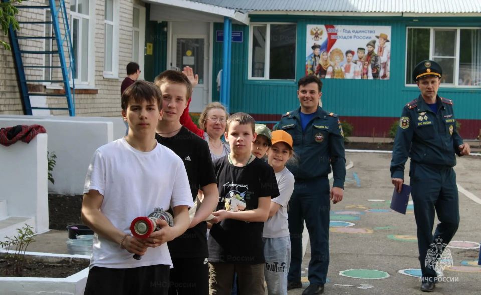 Димитровградские огнеборцы провели пожарную эстафету в социально-реабилитационном центре Димитровградские огнеборцы провели пожарную эстафету в социально-реабилитационном центре