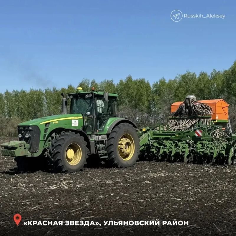 Алексей Русских: В полях Ульяновской области кипит работа Алексей Русских: В полях Ульяновской области кипит работа