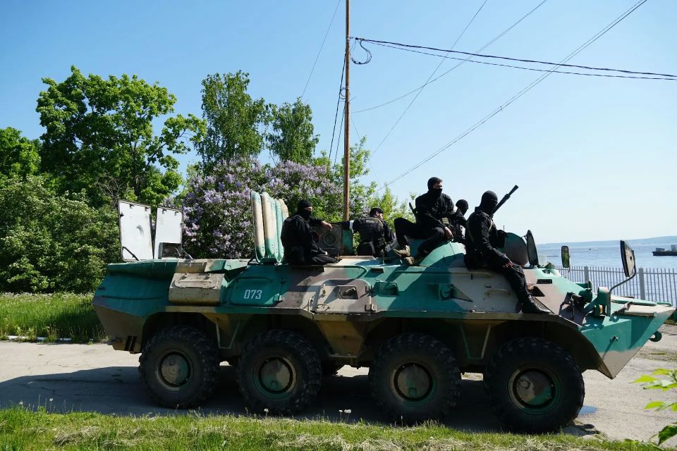 В Ульяновске на базе речного порта прошли антитеррористические учения В Ульяновске на базе речного порта прошли антитеррористические учения
