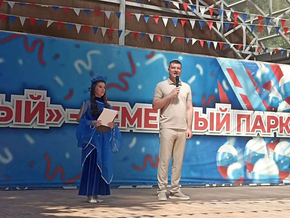 В парке «Прибрежный» проходит VI Открытый фестиваль национальных культур «Волга — река дружбы»