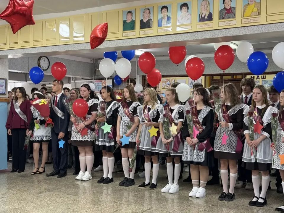 В Ульяновской области для выпускников школ прозвенели «Последние звонки»