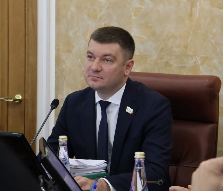 Депутаты Городской Думы приняли отчет Главы города Александра Болдакина за 2025 год Депутаты Городской Думы приняли отчет Главы города Александра Болдакина за 2025 год