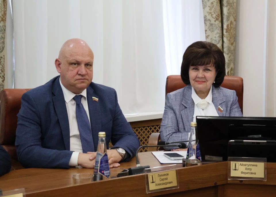 Депутаты Городской Думы приняли отчет Главы города Александра Болдакина за 2025 год Депутаты Городской Думы приняли отчет Главы города Александра Болдакина за 2025 год