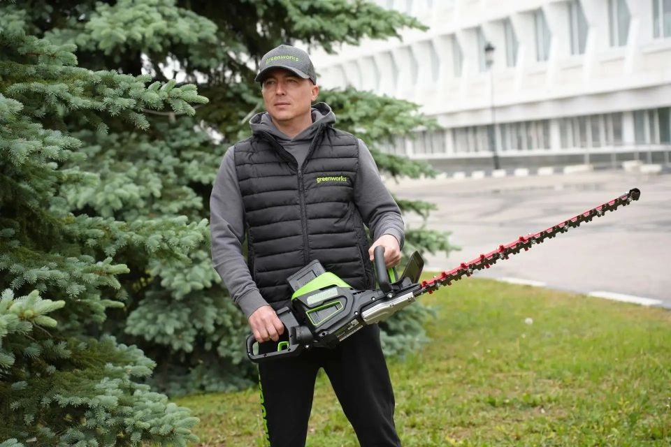 Александр Болдакин: Благоустроили территорию между УлГПУ и Областной научной библиотекой за внебюджетный счёт Александр Болдакин: Благоустроили территорию между УлГПУ и Областной научной библиотекой за внебюджетный счёт