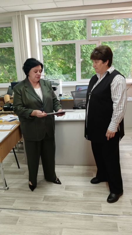 Более 1,5 тысяч выпускников сегодня сдают первые ЕГЭ по выбору Более 1,5 тысяч выпускников сегодня сдают первые ЕГЭ по выбору