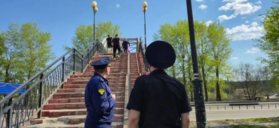 Помощником прокурора Заволжского района г. Ульяновска Федоровым А.С. проведена проверка исполнения законодательства о безопасности дорожного движения Помощником прокурора Заволжского района г. Ульяновска Федоровым А.С. проведена проверка исполнения законодательства о безопасности дорожного движения