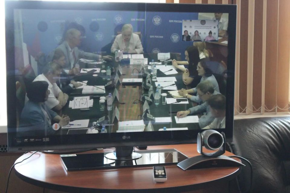 Центризбирком России накануне старта избирательных кампаний ЕДГ-2026 проводит обучение окружных избирательных комиссий