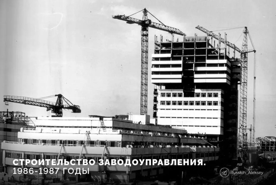 Алексей Русских: «10 июня 1976 года сделали разметку под разбивку строительства главного корпуса завода Алексей Русских: «10 июня 1976 года сделали разметку под разбивку строительства главного корпуса завода