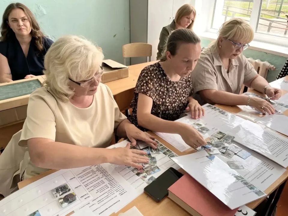 Для ульяновских педагогов провели областное мероприятие «Образовательный экспресс» Для ульяновских педагогов провели областное мероприятие «Образовательный экспресс»