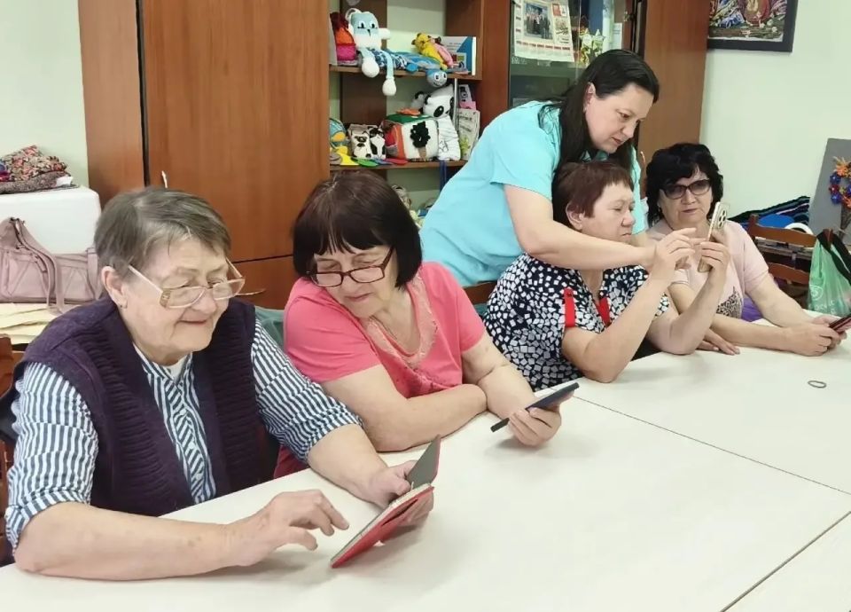 В центрах активного долголетия проходят мероприятия, направленные на творческую самореализацию граждан старшего поколения и укрепление семейных ценностей В центрах активного долголетия проходят мероприятия, направленные на творческую самореализацию граждан старшего поколения и укрепление семейных ценностей