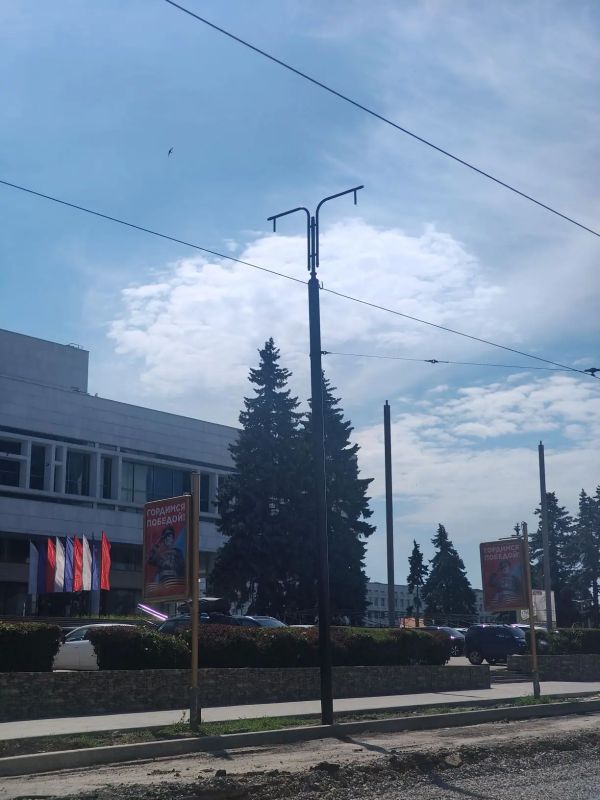 На ул. Спасской установили опоры уличного освещения
