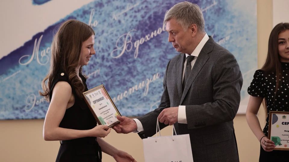 Алексей Русских: Эти ребята – наши молодые таланты из разных уголков Ульяновской области! Алексей Русских: Эти ребята – наши молодые таланты из разных уголков Ульяновской области!
