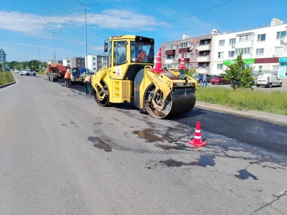 В преддверии Дня России в Ульяновске отремонтировали девять участков дорог В преддверии Дня России в Ульяновске отремонтировали девять участков дорог