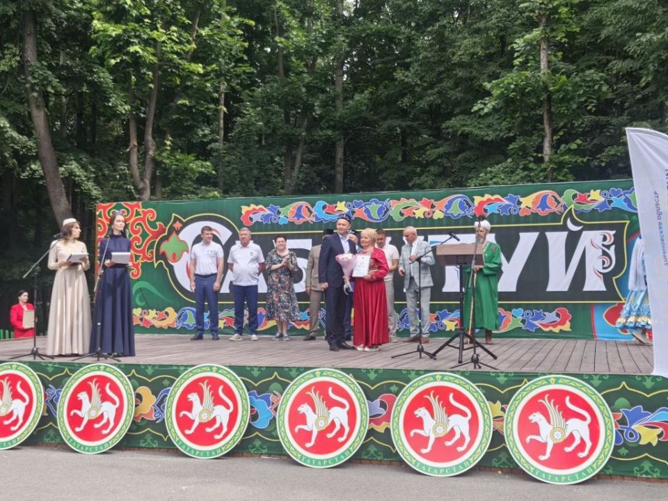 В парке Победы проходит официальное открытие Сабантуя с участием почётных гостей, среди которых - глава Буинского муниципального района Республики Татарстан Ранис Камартдинов и заместитель председателя Комитета... В парке Победы проходит официальное открытие Сабантуя с участием почётных гостей, среди которых - глава Буинского муниципального района Республики Татарстан Ранис Камартдинов и заместитель председателя Комитета...