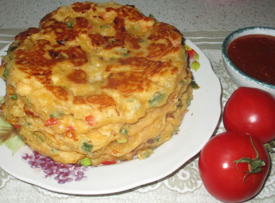 Пальчики оближешь: вкуснейшие лепешки с сыром и овощами за час