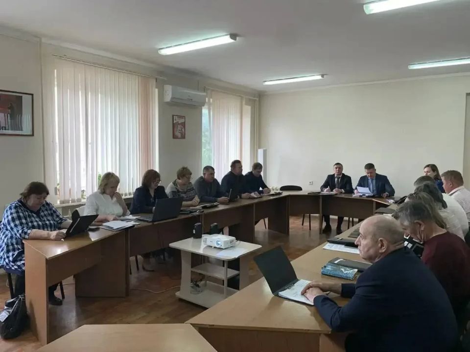 Заместитель прокурора Мелекесского района Лазарева А.В. приняла участие в заседании Совета депутатов МО «Мелекесский район» Заместитель прокурора Мелекесского района Лазарева А.В. приняла участие в заседании Совета депутатов МО «Мелекесский район»