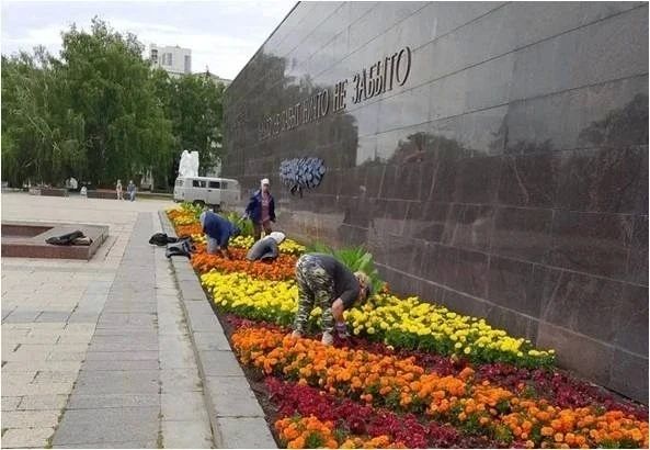 За сутки ульяновские дорожники отремонтировали почти 1300 квадратных метров покрытия За сутки ульяновские дорожники отремонтировали почти 1300 квадратных метров покрытия