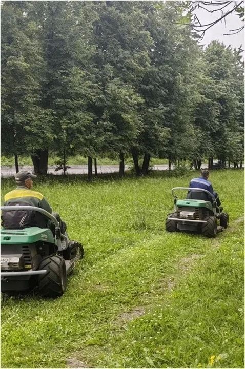 За сутки ульяновские дорожники отремонтировали почти 1300 квадратных метров покрытия За сутки ульяновские дорожники отремонтировали почти 1300 квадратных метров покрытия