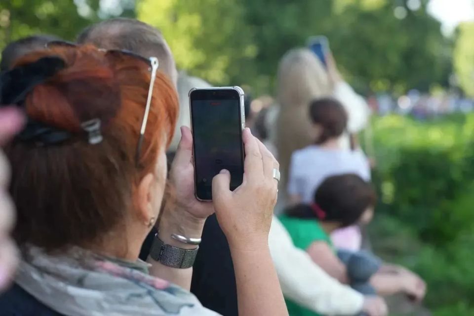 Выступление «Русских витязей» вызвало большой интерес среди ульяновцев и гостей города Выступление «Русских витязей» вызвало большой интерес среди ульяновцев и гостей города