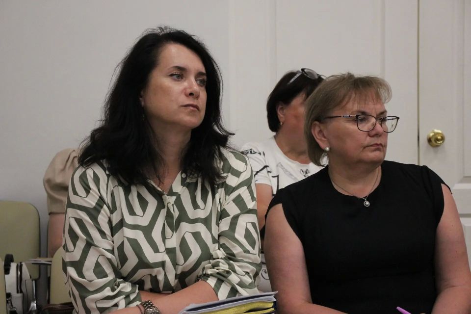 Депутаты Гордумы обсудили перспективы взаимодействия с фондом «Защитники Отечества» Депутаты Гордумы обсудили перспективы взаимодействия с фондом «Защитники Отечества»